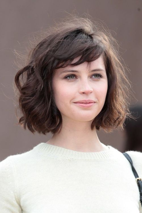 Best Short Haircuts For Frizzy Hair